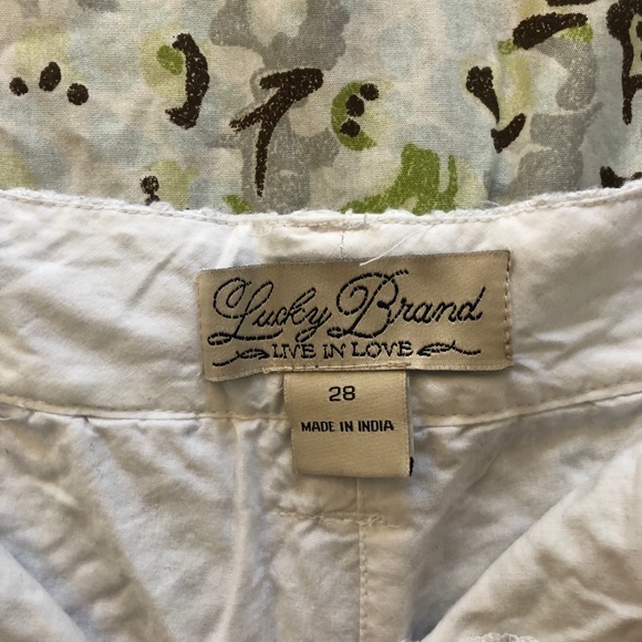 Lucky Brand Shorts with crochet pattern - Picture 3 of 3